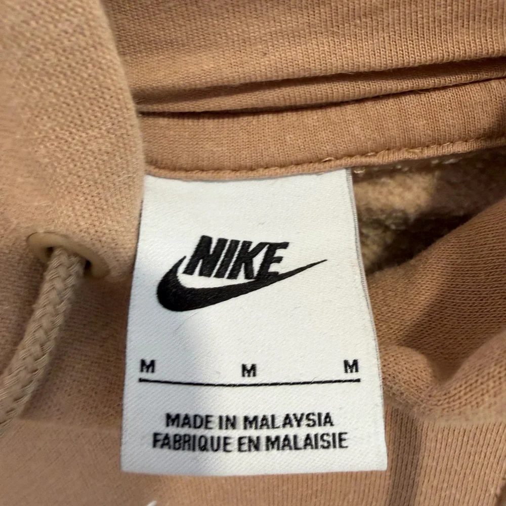 Nike Oversized Cropped Hoodie, Camel - Size Medium - Picture 5 of 7